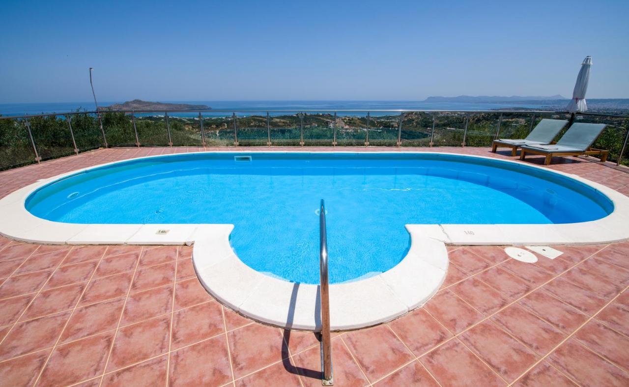 Villa Kourouni Stalós Dış mekan fotoğraf